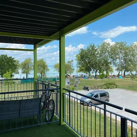 Апартаменты Myflat Silver Beach112 Шиофок