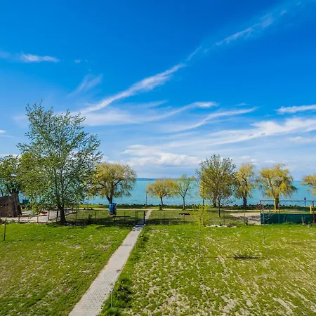 Myflat Silver Beach112 Апартаменты Шиофок